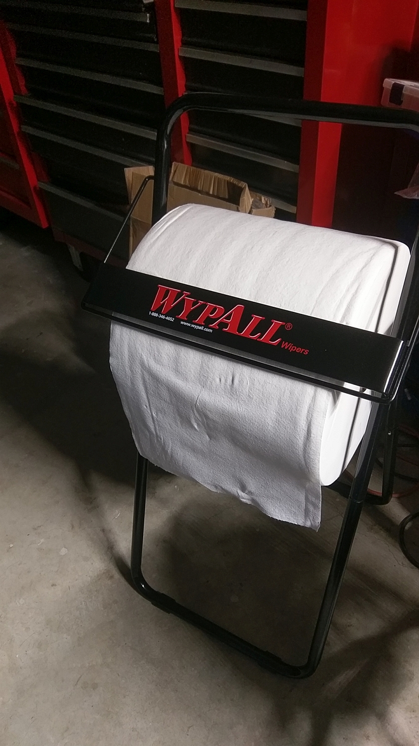 WypAll L30 Towels and Dispenser
