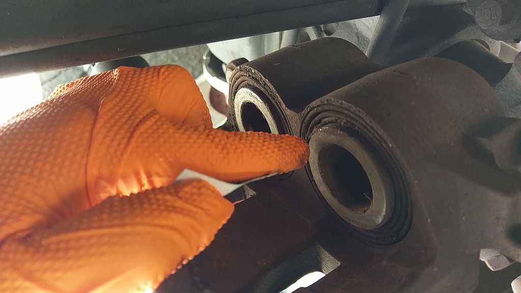 Touch of Lube on Pistons