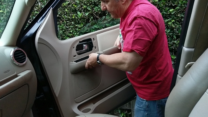 Remove Expedition Door Panel