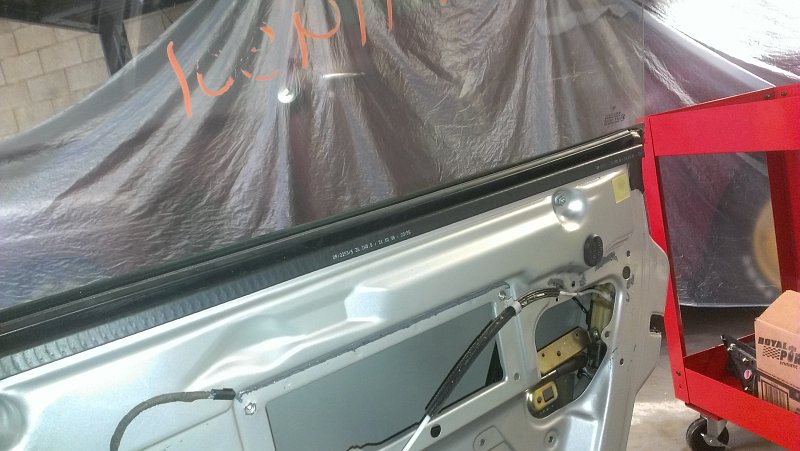 Porsche Boxster - Door Part Removal