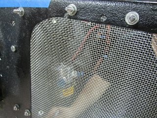 Fastback Mustang - Installing Stainless Mesh