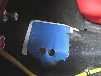 Transmission tunnel cover plate