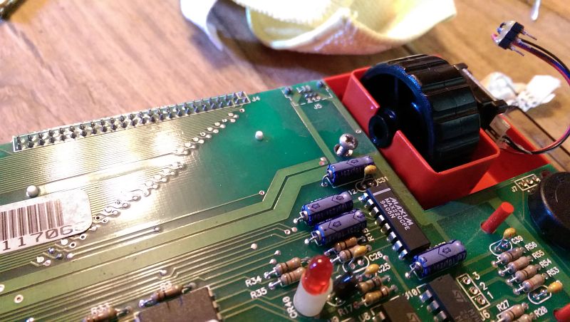 Snap On MT2500 Reinstall Main PCB Screw